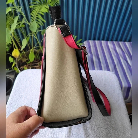 Mia & Luca Black,  pink, tan tri-colored purse shoulder bag - Picture 14 of 16